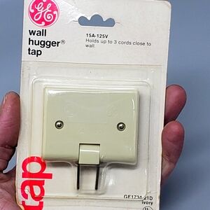 General Electric Vintage 3-Outlet Wall Hugger Tap